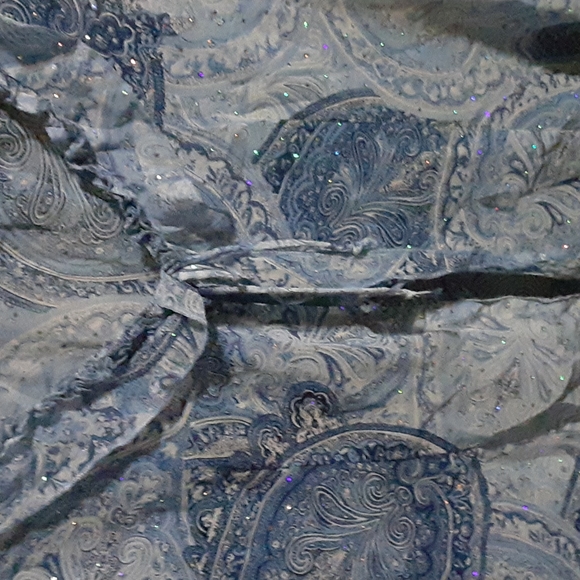 Top - Picture 2 of 2